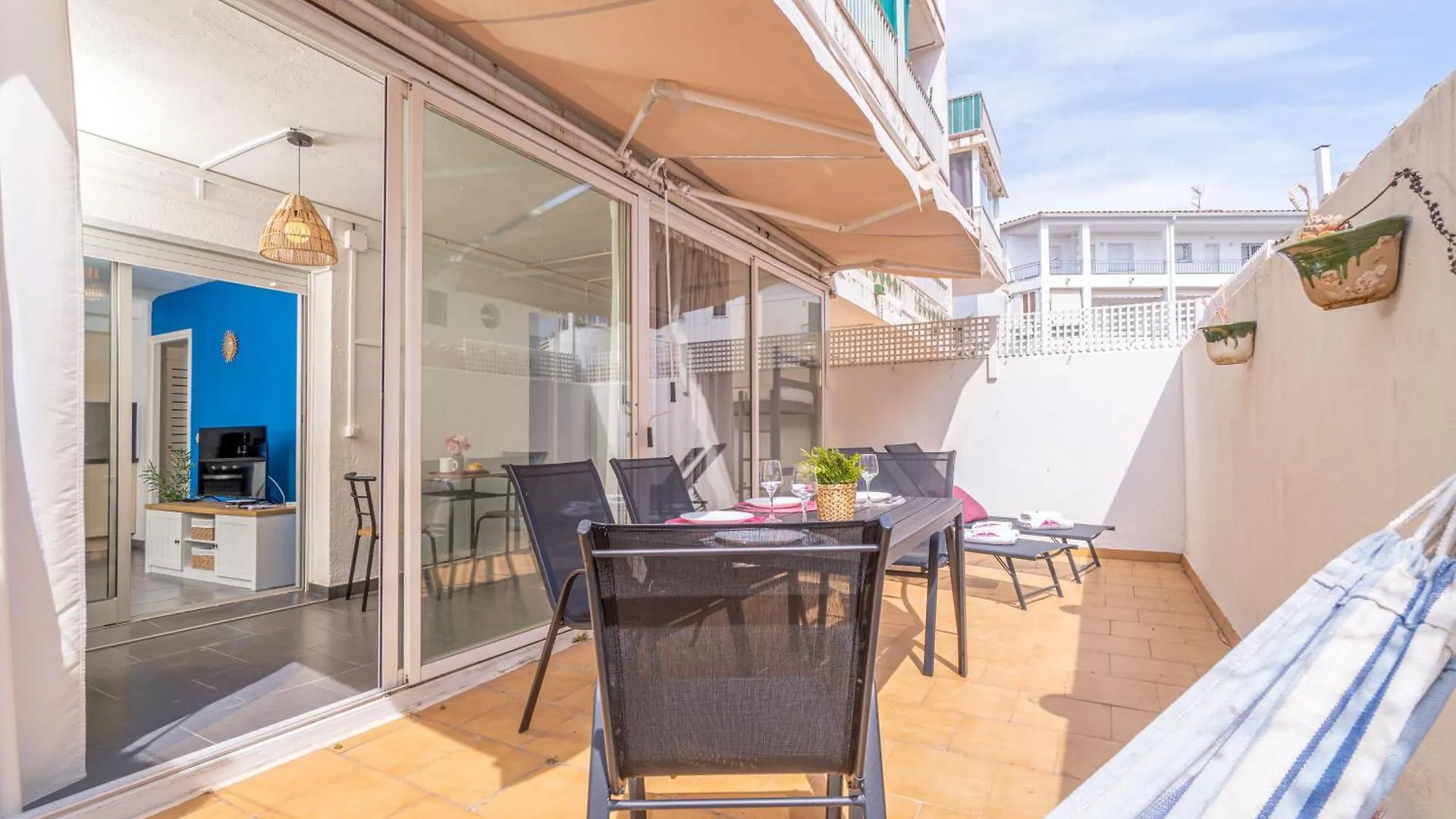 Apart-Rent Apartment Pattaya 0159 contacts