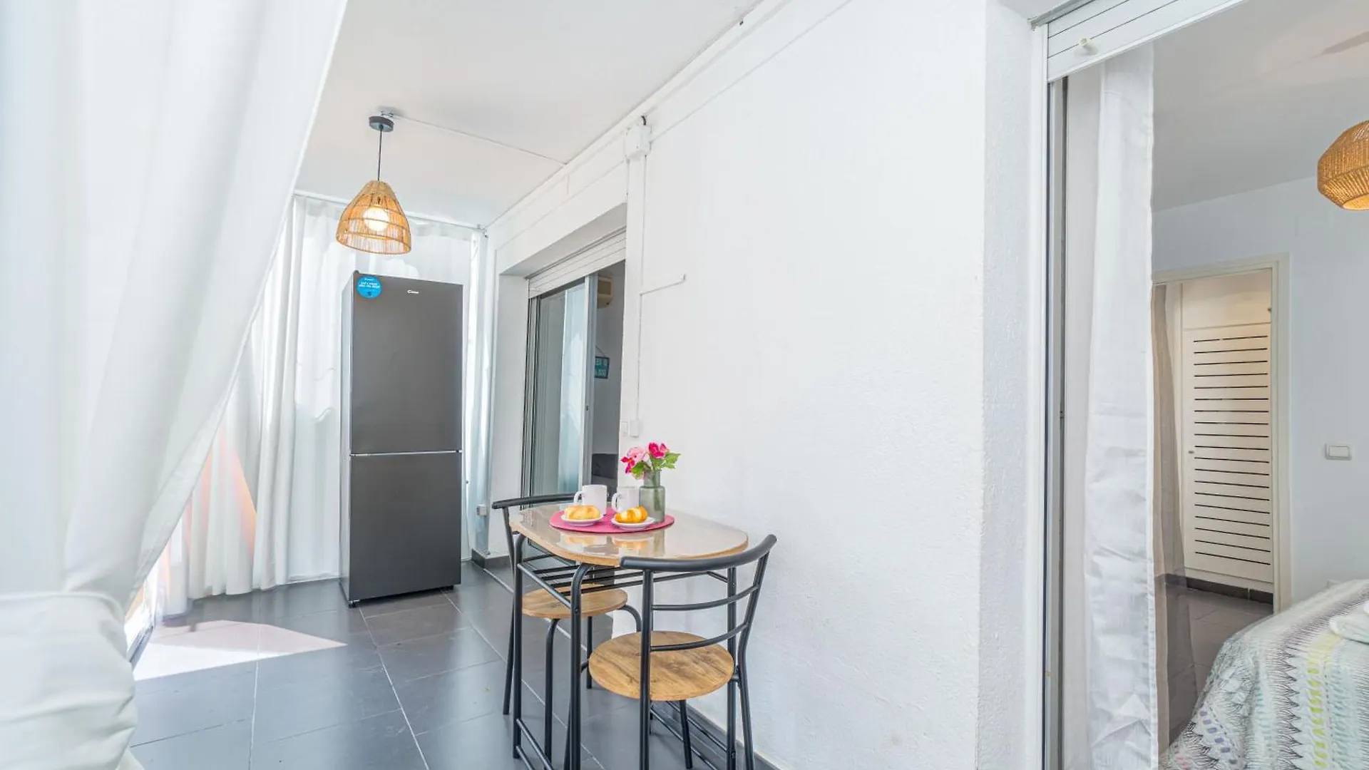 Apart-Rent Apartment Pattaya 0159 Empuriabrava Spain