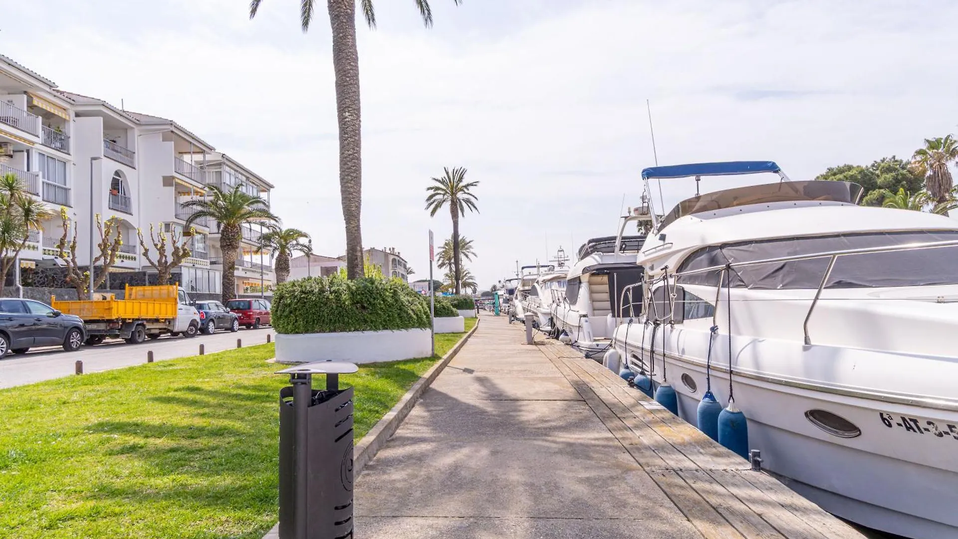 Apart-Rent Apartment Pattaya 0159 Empuriabrava
